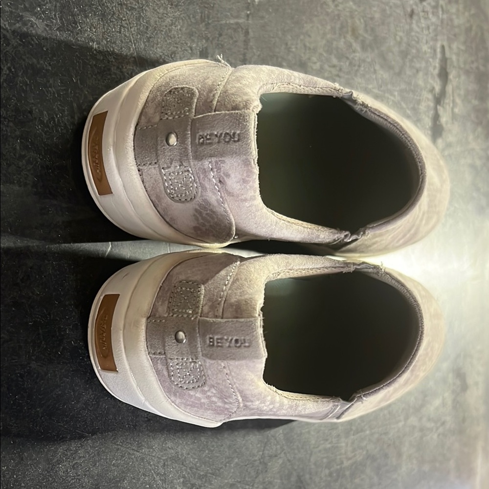 Dr. Scholl's Women's Gray Slip-On Shoes - Picture 3 of 5